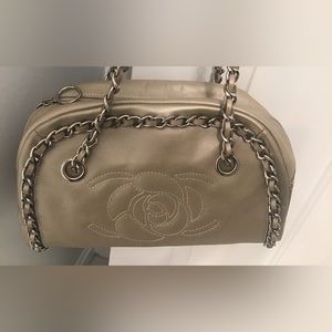 Hot in Hollywood Leather Purse
